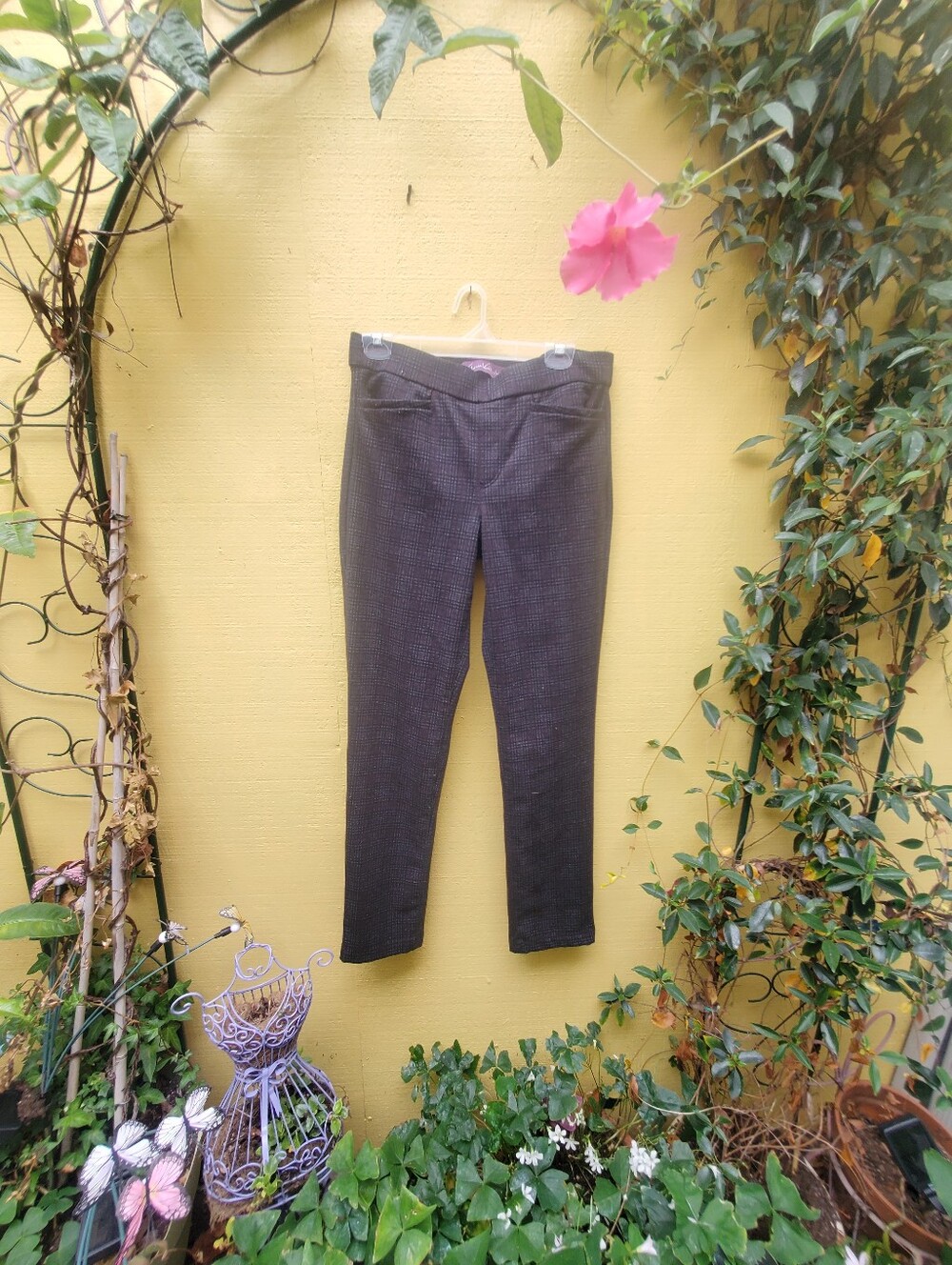 Gloria Vanderbilt Charcoal Gray Slim Ponte Ankle Pants